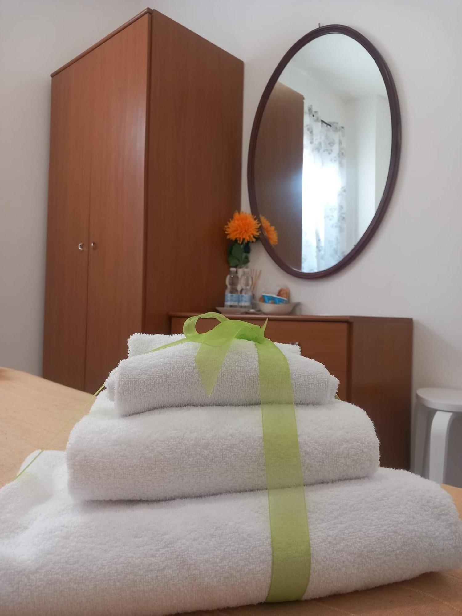 La Valle Fiorita Soviore Habitación foto